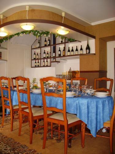 Hotel Restaurant Du Tourisme Latronquière エクステリア 写真