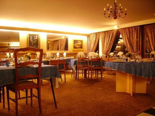 Hotel Restaurant Du Tourisme Latronquière エクステリア 写真